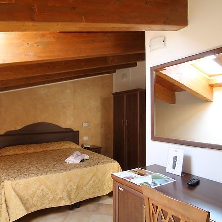 Country House Il Ponte Alba Adriatica Exteriér fotografie